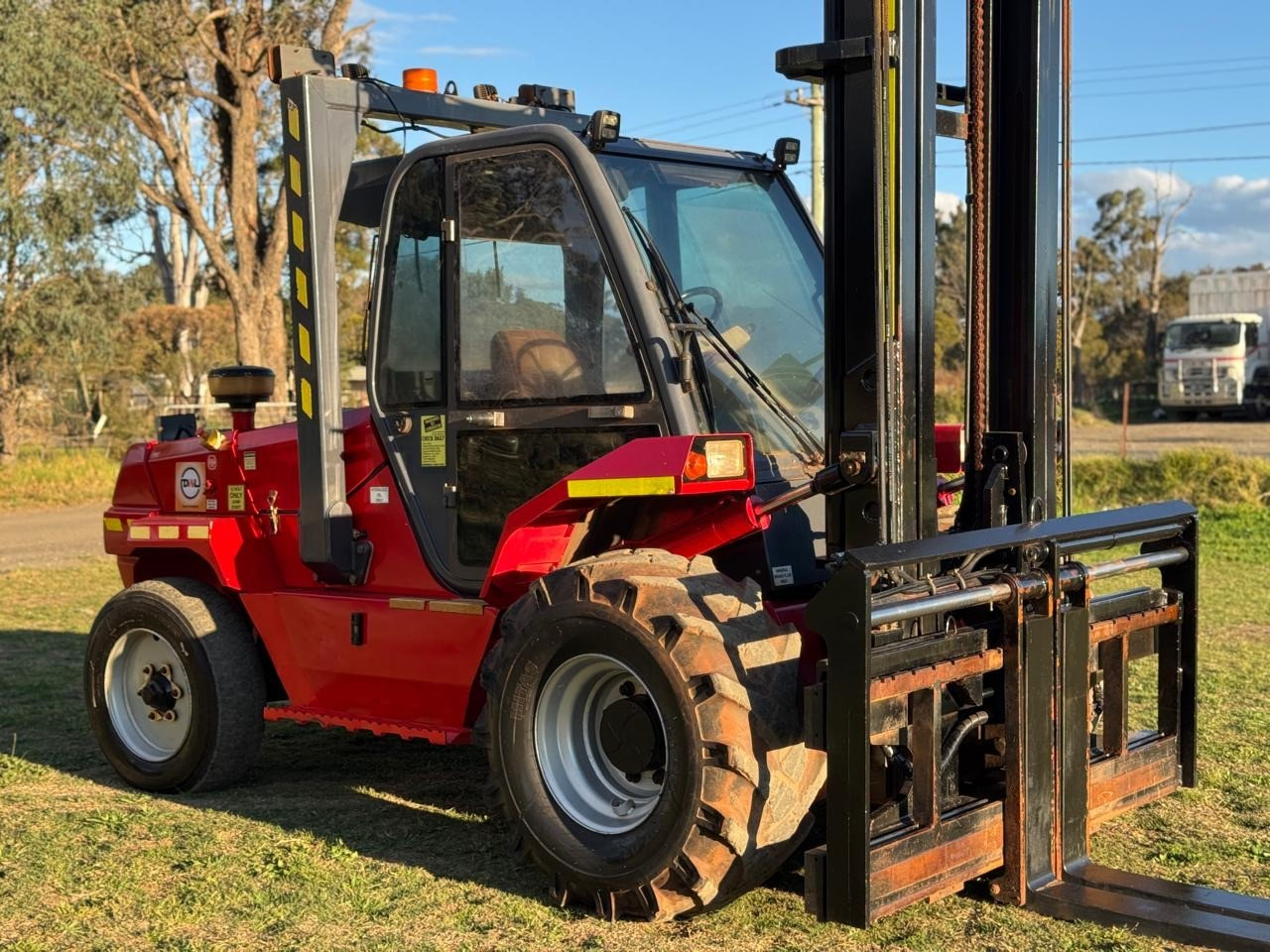 MANITOU M-X70 DIESEL ROUGH ALL TERRAIN 4WD FORKLIFT MATERIAL HANDLER image 21