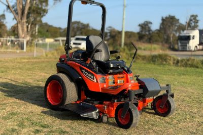 KUBOTA ZD1211 COMMERCIAL DIESEL ZERO TURN RIDE ON LAWN MOWER JOHN DEERE TORO ISEKI
