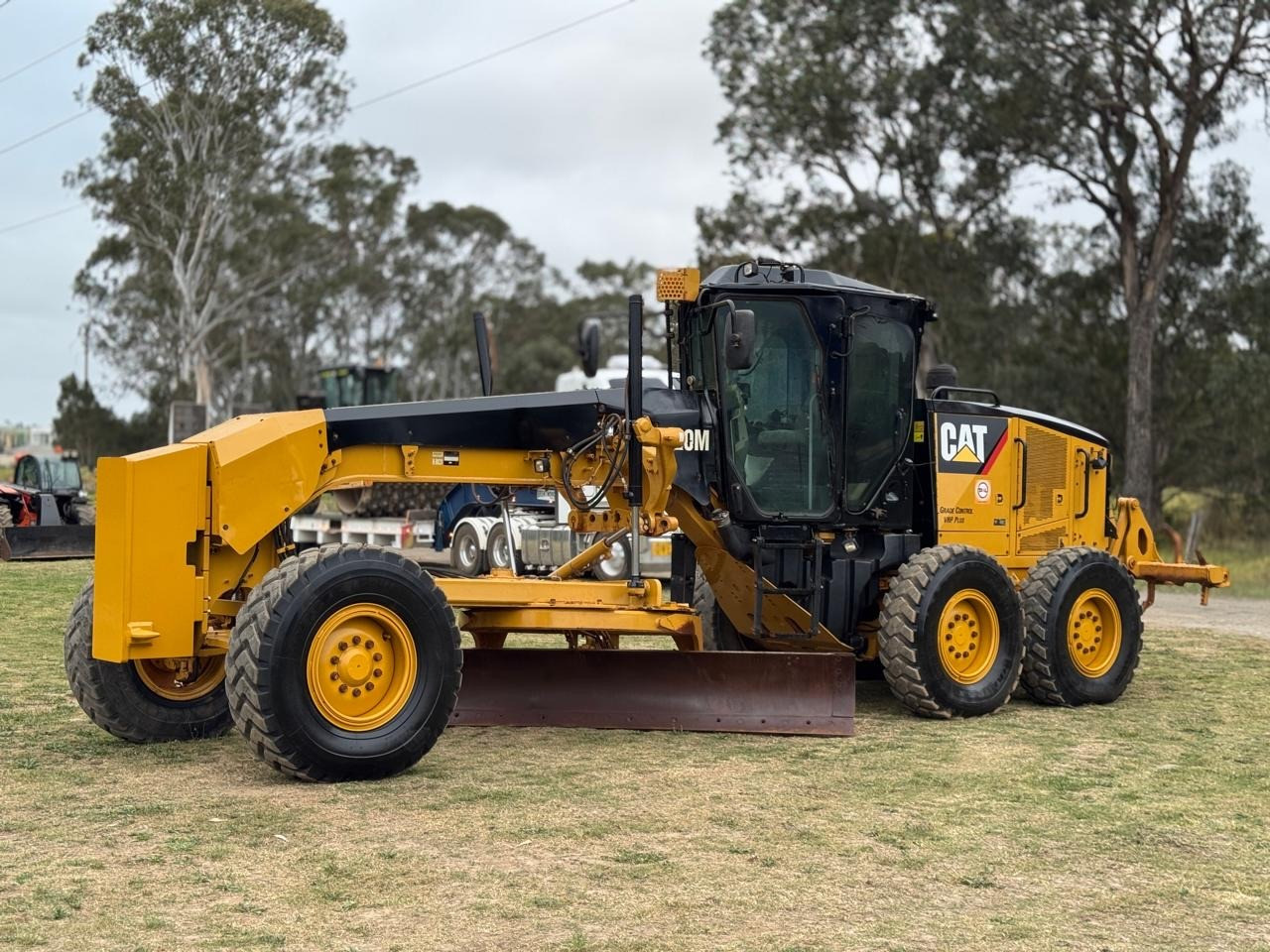 CATERPILLAR 120M VHP PLUS ARTICULATED GRADER VOLVO JOHN DEERE DOZER image 27