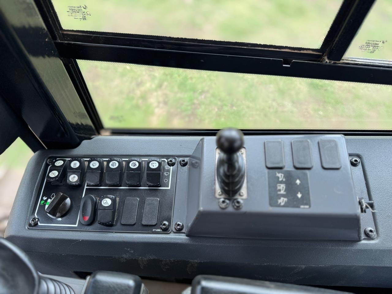 CATERPILLAR D6K XL DOZER WITH SWEEPS SCREENS AND RIPPERS KOMATSU JOHN DEERE image 16