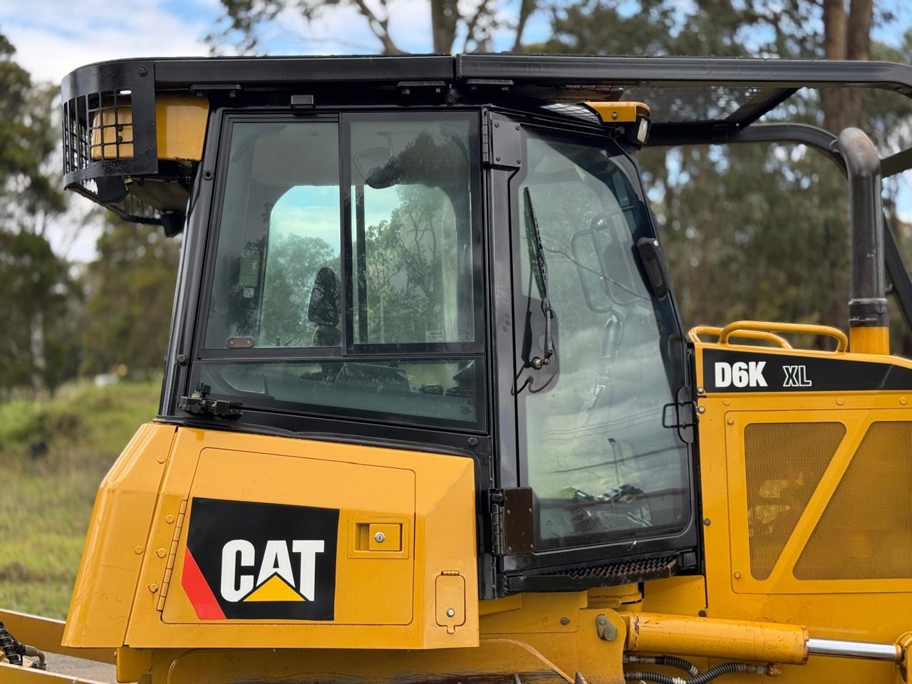 CATERPILLAR D6K XL DOZER WITH SWEEPS SCREENS AND RIPPERS KOMATSU JOHN DEERE image 21