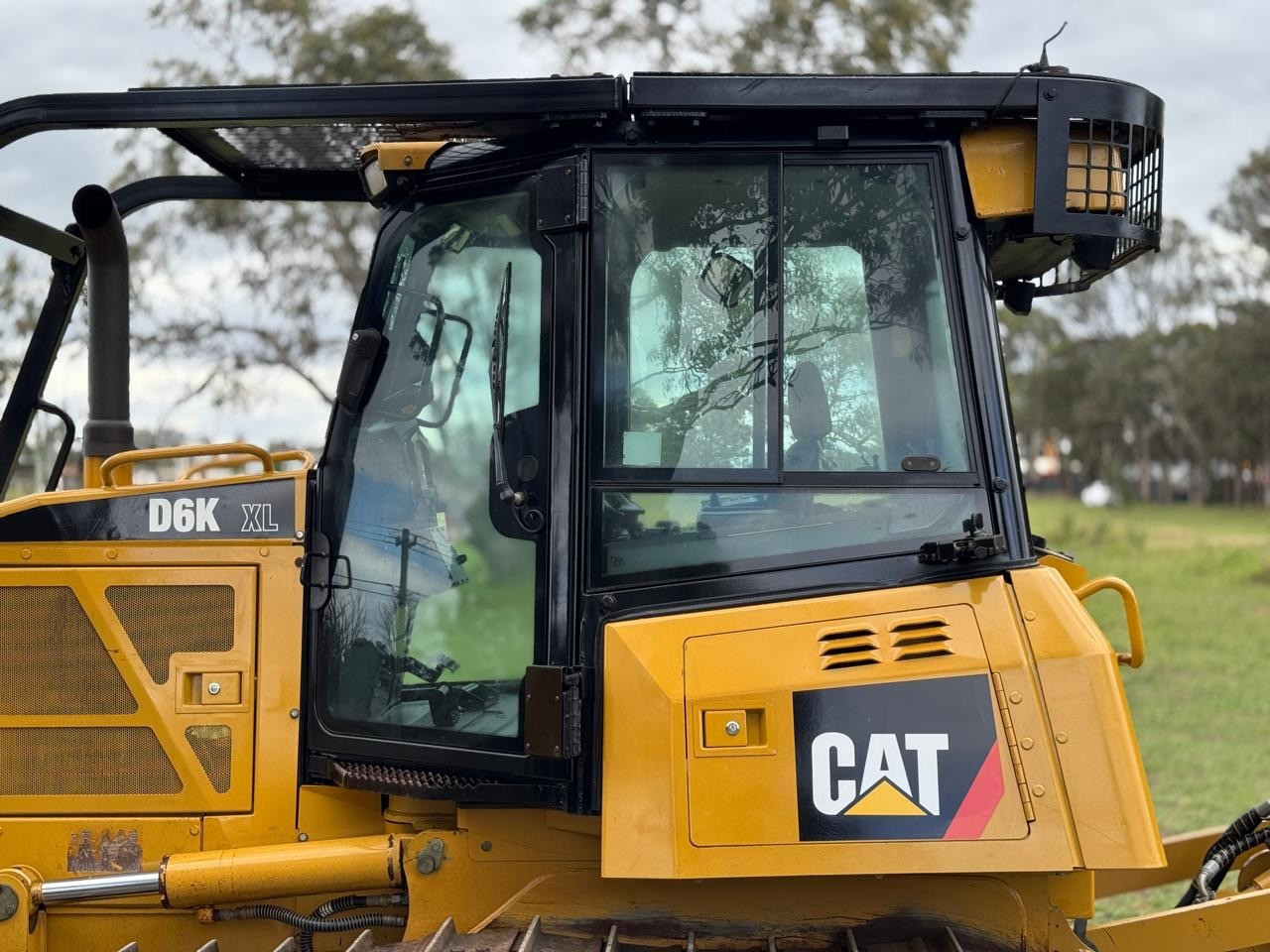 CATERPILLAR D6K XL DOZER WITH SWEEPS SCREENS AND RIPPERS KOMATSU JOHN DEERE image 19