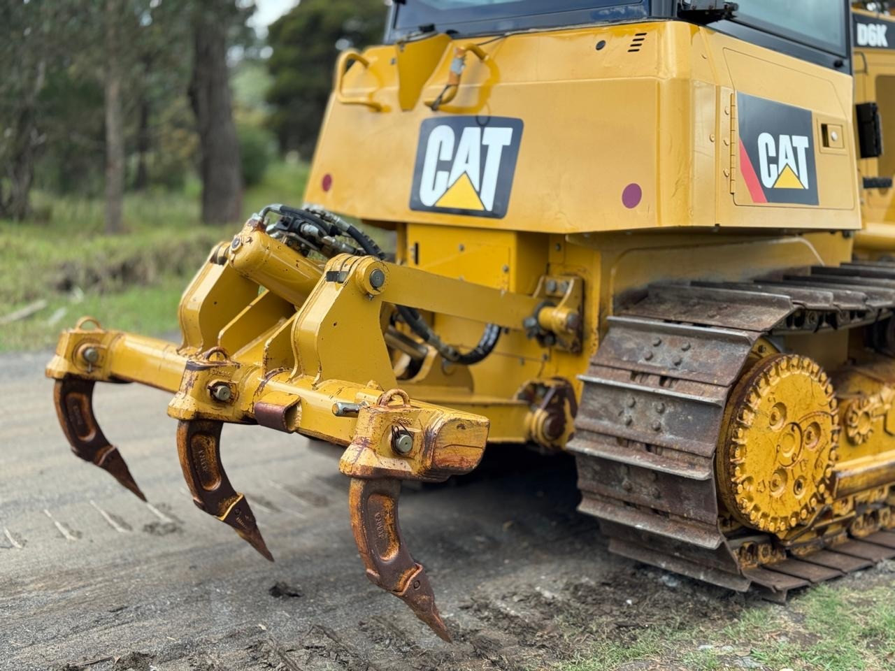 CATERPILLAR D6K XL DOZER WITH SWEEPS SCREENS AND RIPPERS KOMATSU JOHN DEERE image 25
