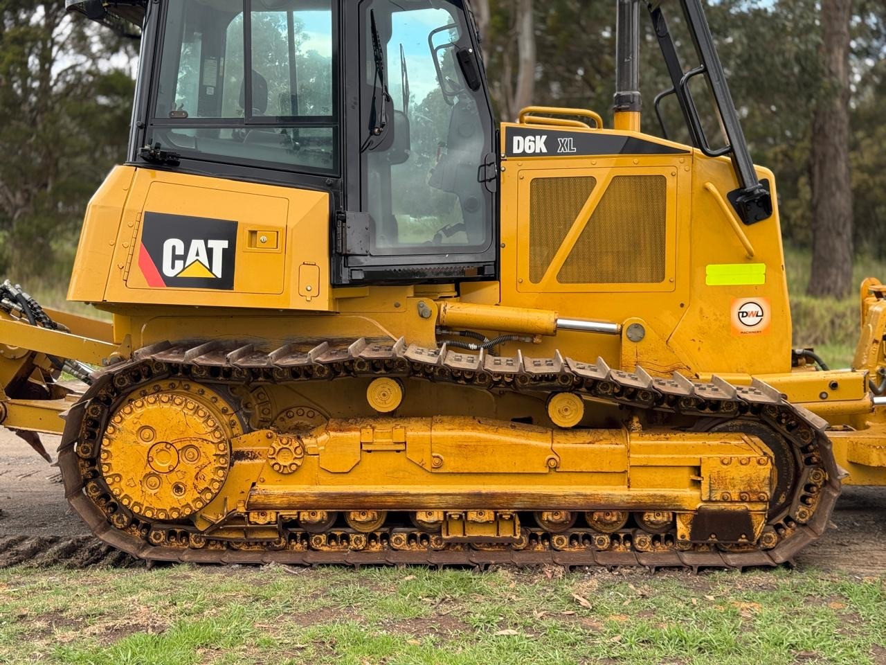 CATERPILLAR D6K XL DOZER WITH SWEEPS SCREENS AND RIPPERS KOMATSU JOHN DEERE image 32