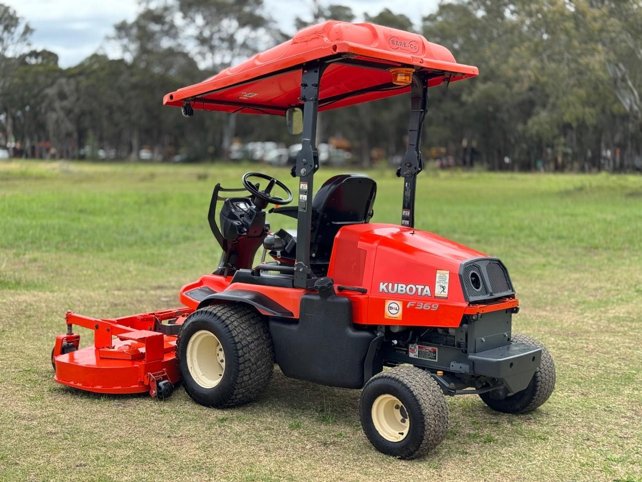KUBOTA F3690 72 INCH DIESEL OUT FRONT DECK RIDE ON LAWN MOWER TORO JOHN DEERE image 4