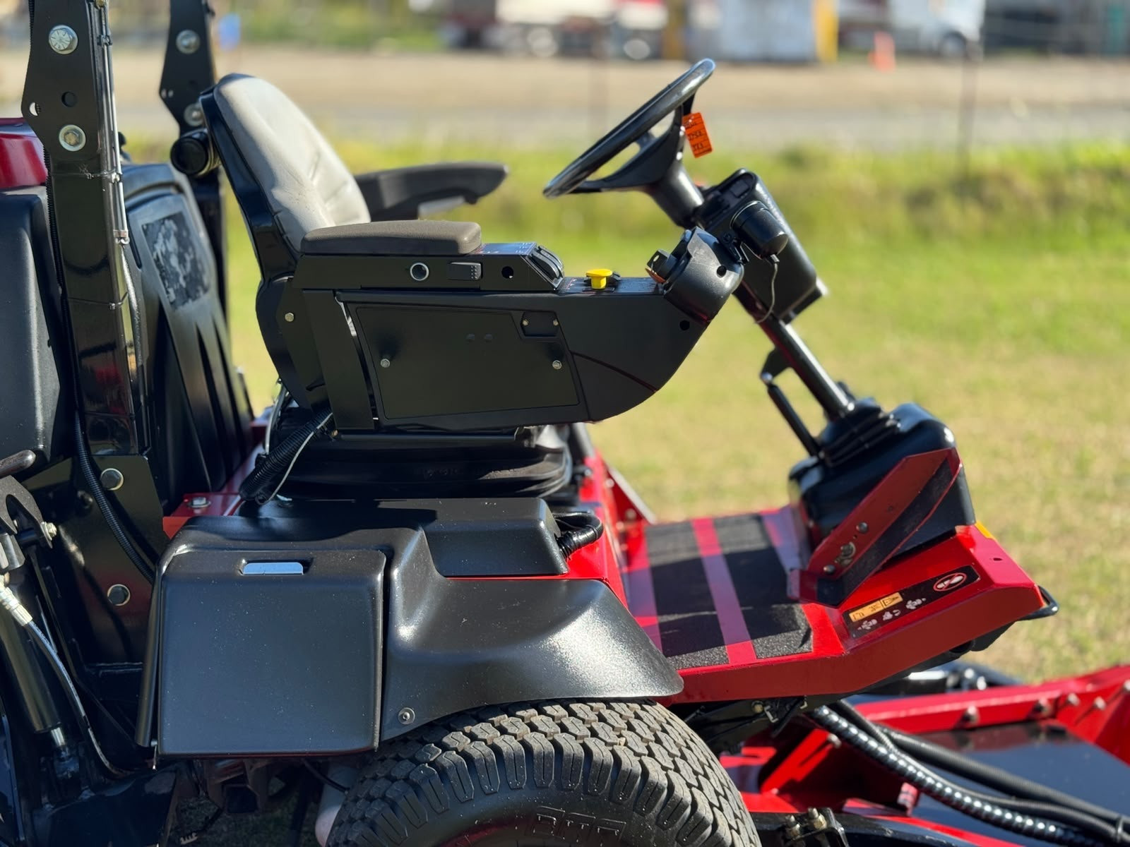TORO GROUNDSMASTER 4000D DIESEL RIDE ON LAWN MOWER WIDE AREA COMMERCIAL OUT FRONT JOHN DEERE image 9