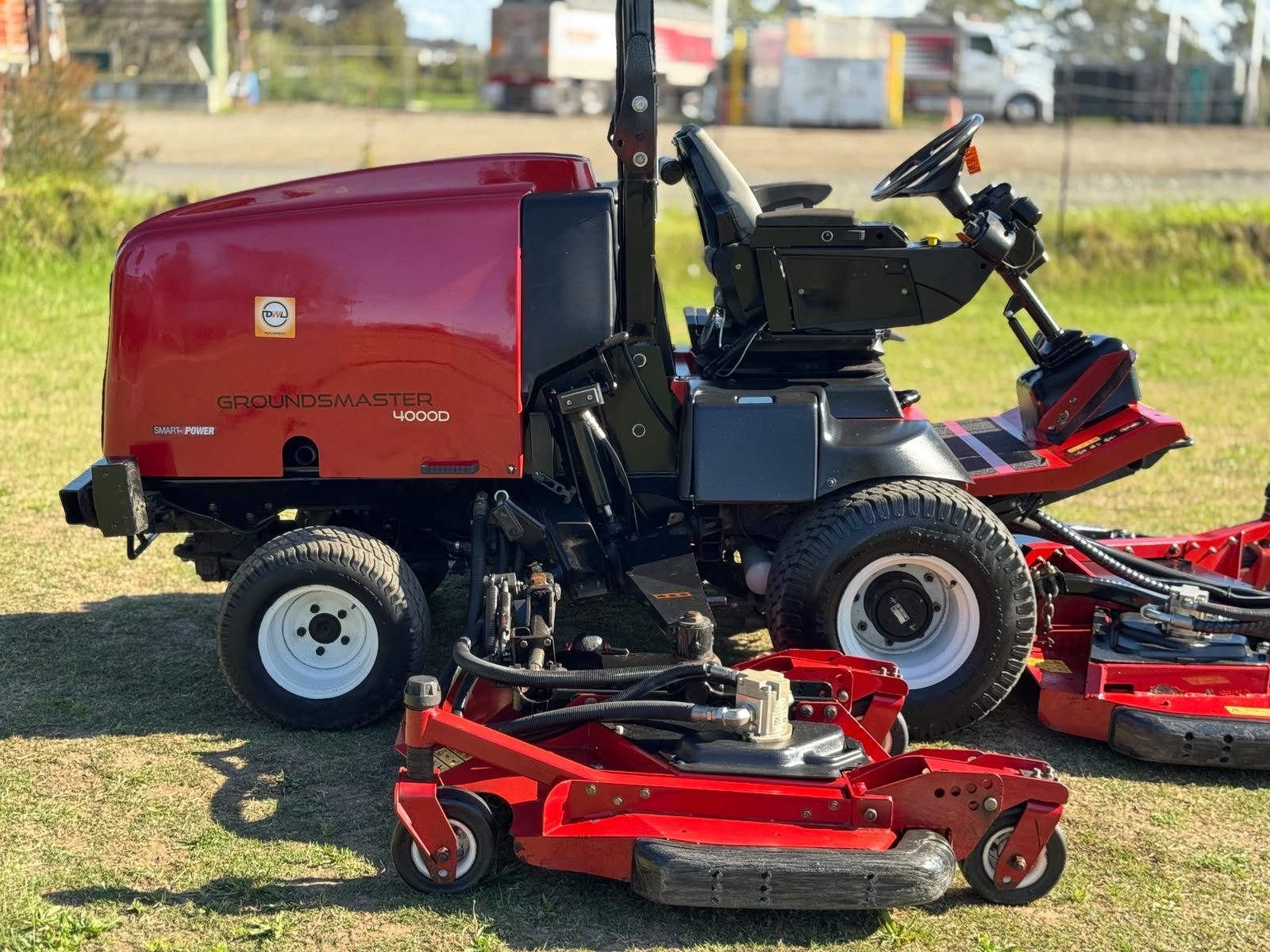 TORO GROUNDSMASTER 4000D DIESEL RIDE ON LAWN MOWER WIDE AREA COMMERCIAL OUT FRONT JOHN DEERE image 21