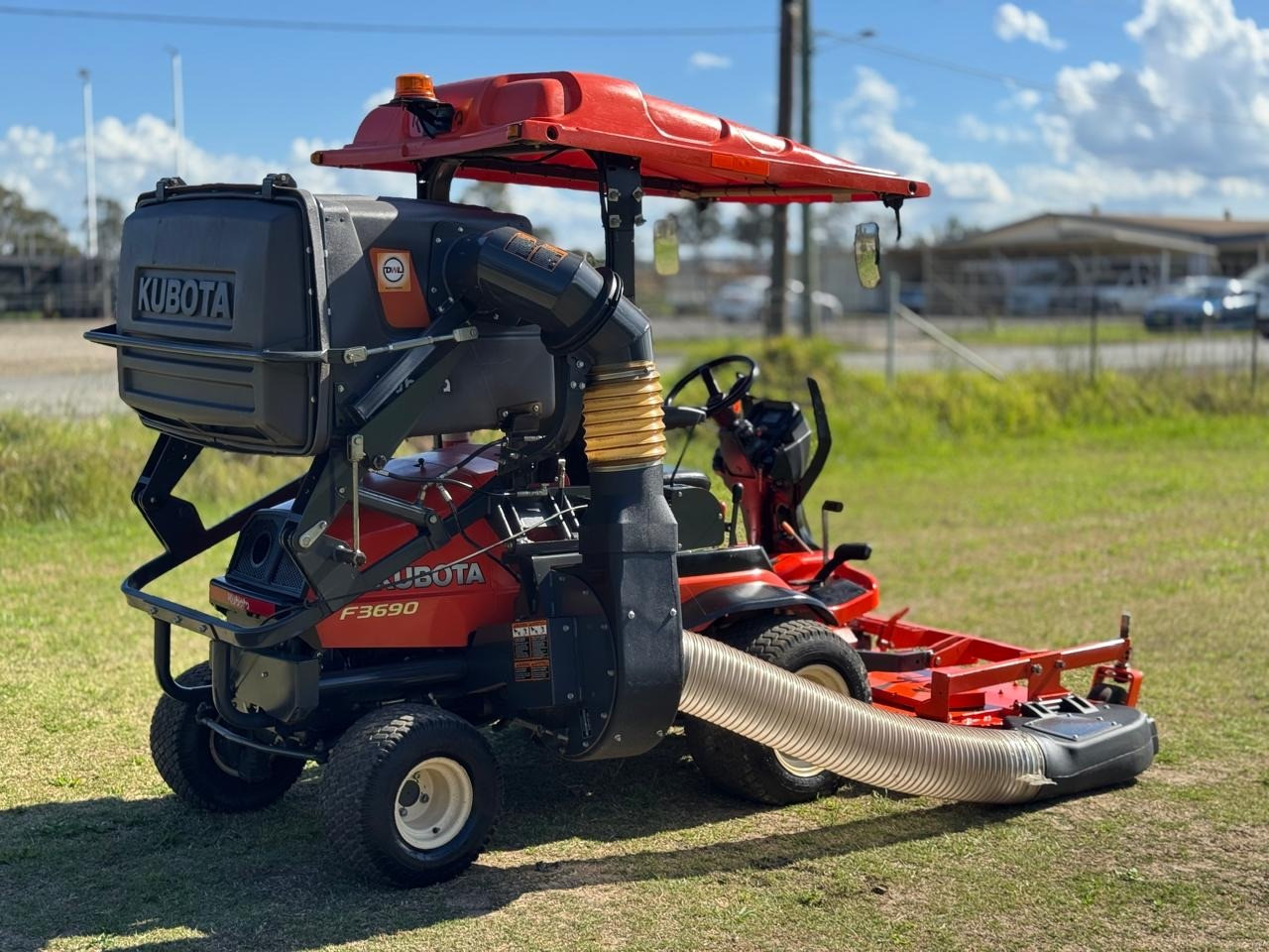 KUBOTA F3690 DIESEL OUT FRONT DECK RIDE ON LAWN MOWER TORO JOHN DEERE image 3